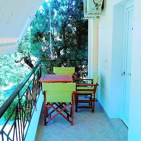 Giorgos Apartments. *