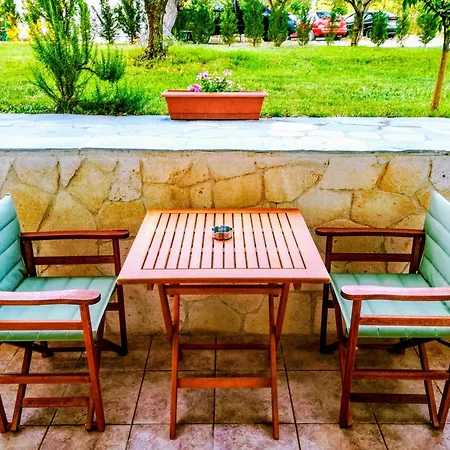 Giorgos Apartments.