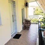 Giorgos Apartments. * Skala Fourkas