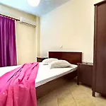 Giorgos Apartments. Skala Fourkas