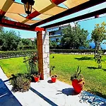 Giorgos Apartments. Apartment *